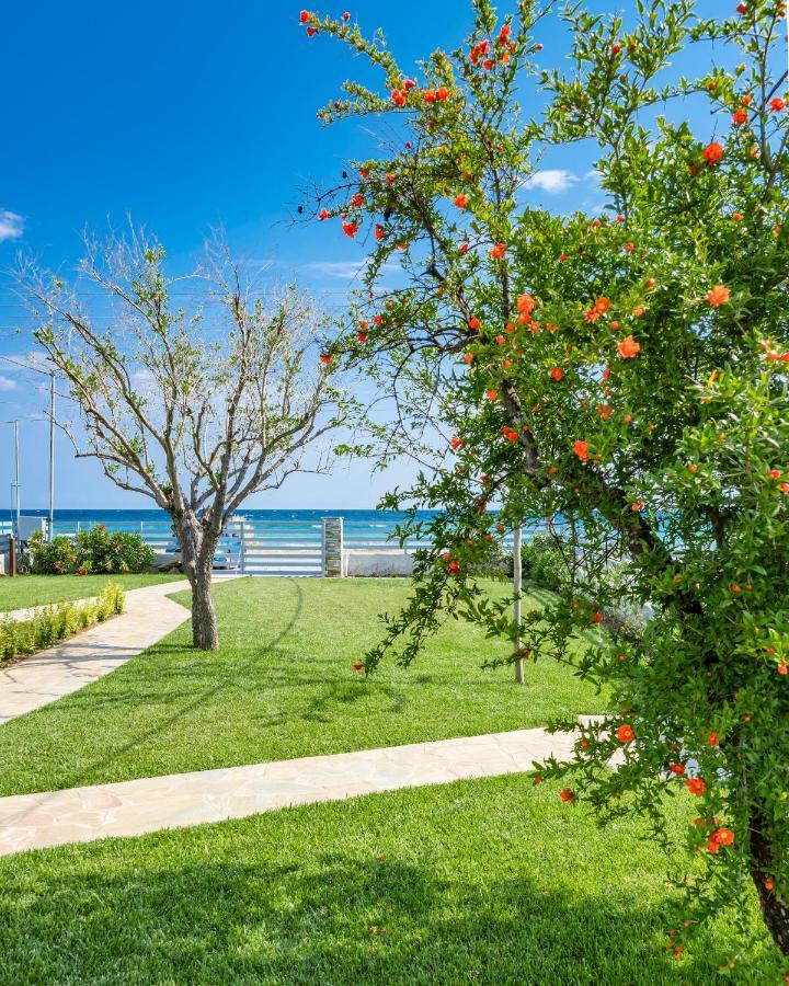 Azzurro Seafront Houses Nea Kallikrateia Zewnętrze zdjęcie